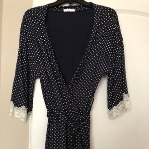 💙Navy blue polka dot robe💙